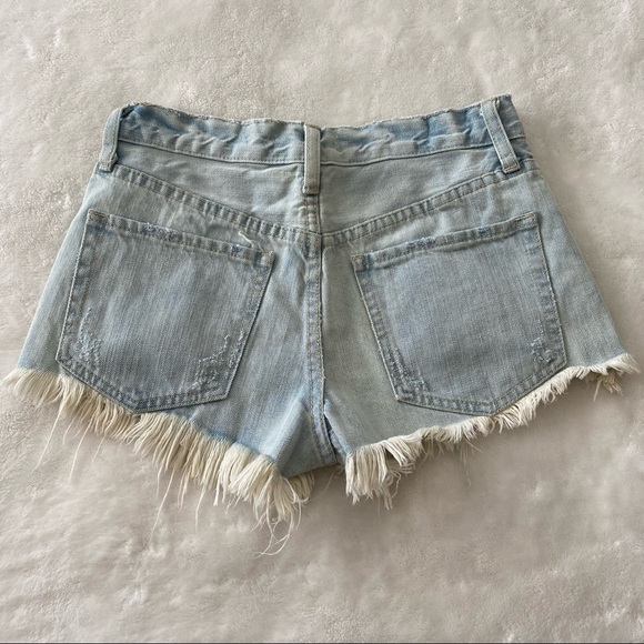 Free People “We The Free” Daisy Chain Lace Shorts - Picture 3 of 9